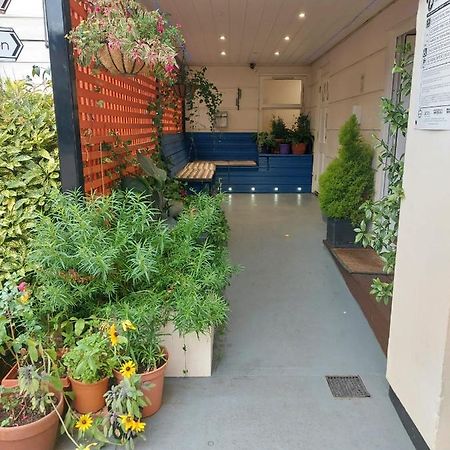 布里斯托自助公寓酒店 - 博福特院 外观 照片